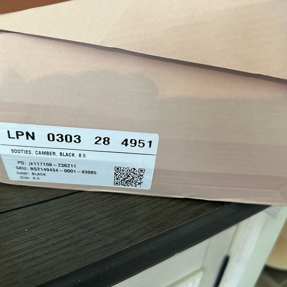 Camber Bootie - Picture 3 of 3